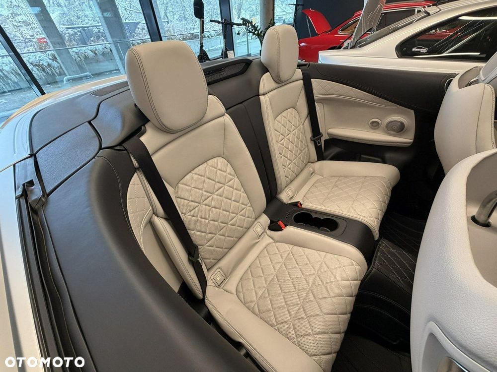 Mercedes-Benz Klasa C - 21