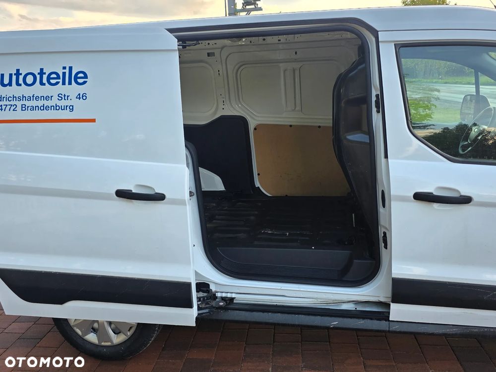 Ford Transit Connect - 19