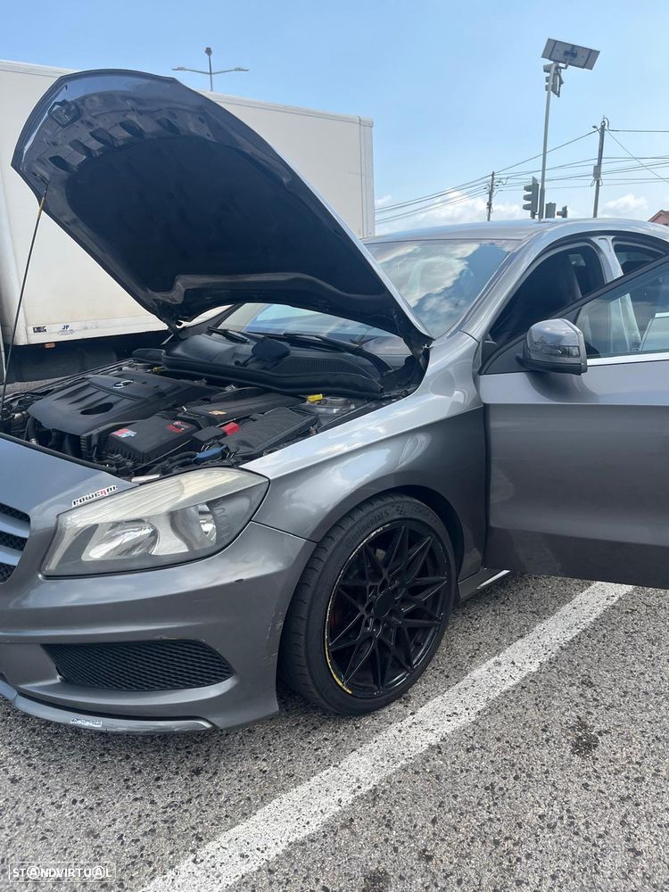 Mercedes-Benz A 180 d AMG Line - 11