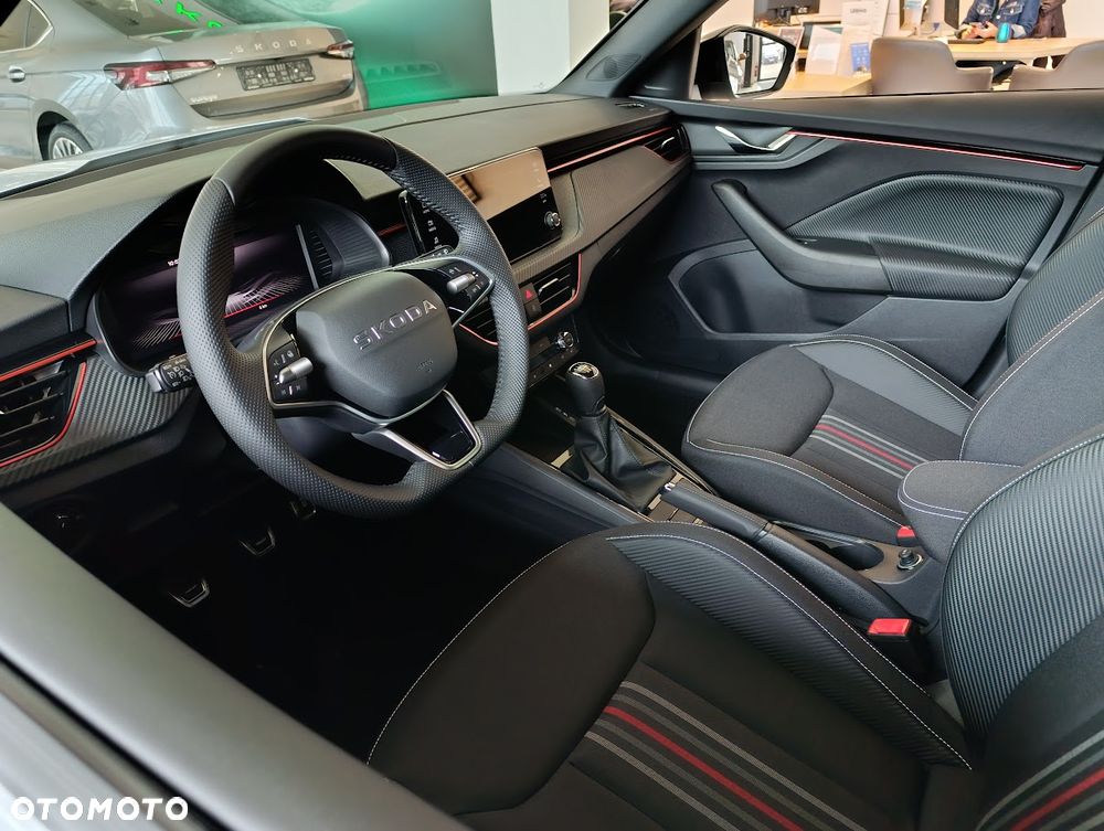 Skoda Kamiq 1.5 TSI Monte Carlo DSG - 8