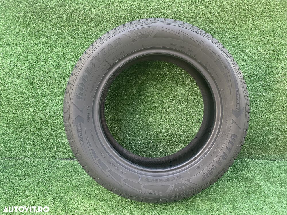 Set 4 anvelope iarna 215 65 R17 99V Good Year Ultra Grip Performance - 2