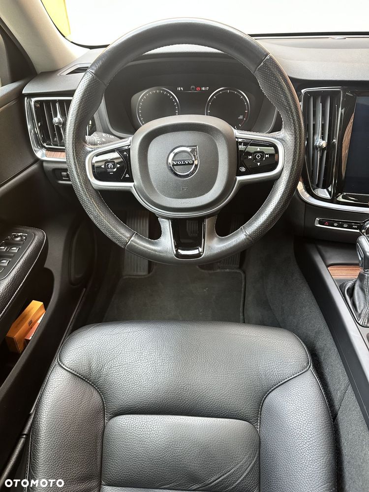 Volvo V60 D3 Geartronic Momentum Pro - 19