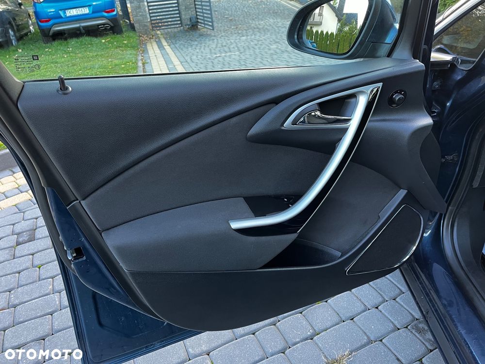 Opel Astra 1.4 Turbo Design Edition - 9