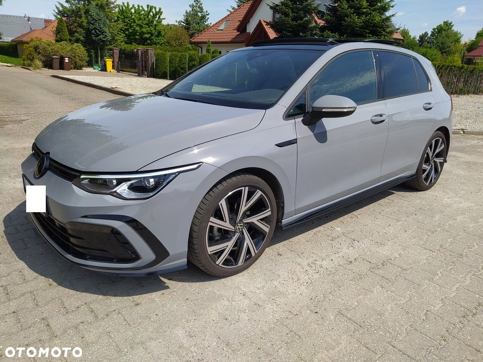 Volkswagen Golf - 1
