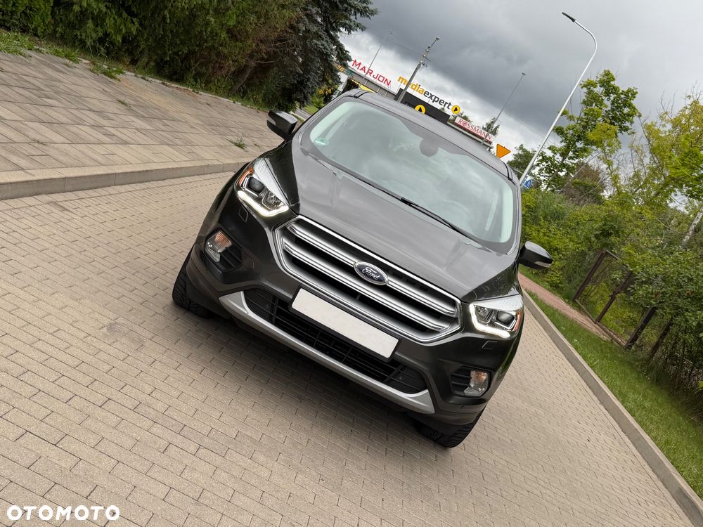 Ford Kuga - 11
