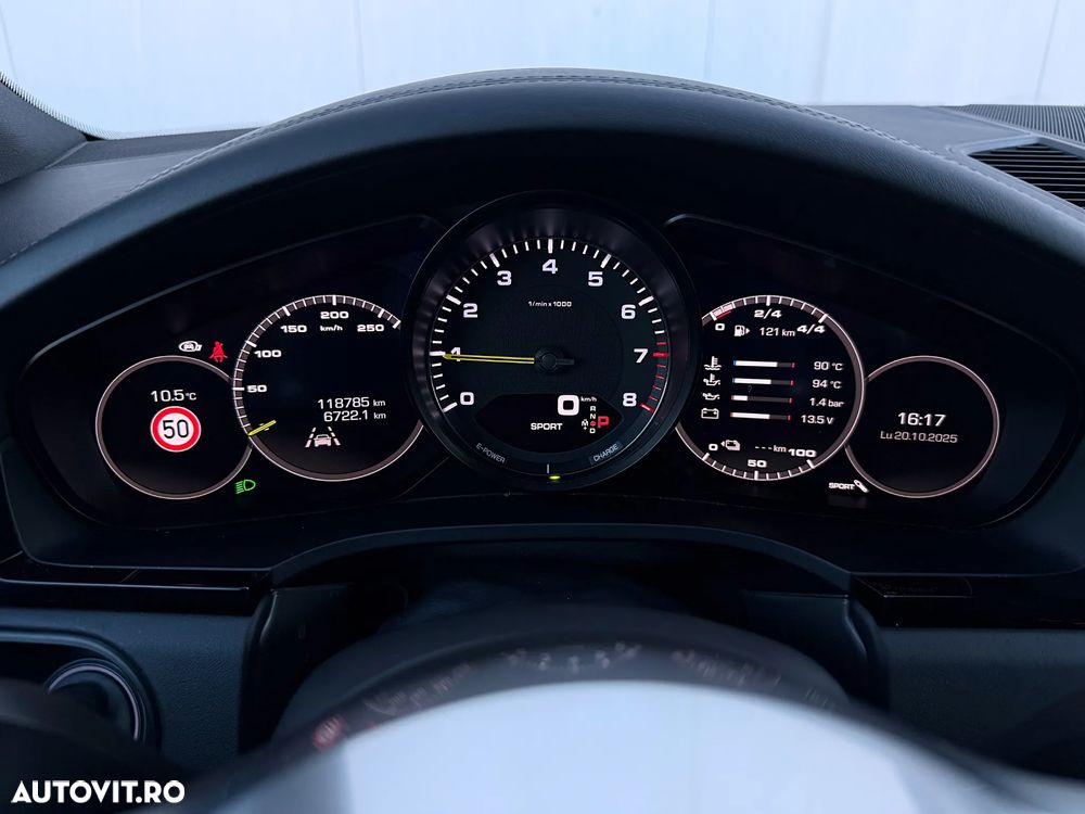 Porsche Cayenne S Hybrid Tiptronic S - 8