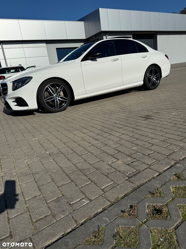 Mercedes-Benz Klasa E 220 d 9G-TRONIC - 6
