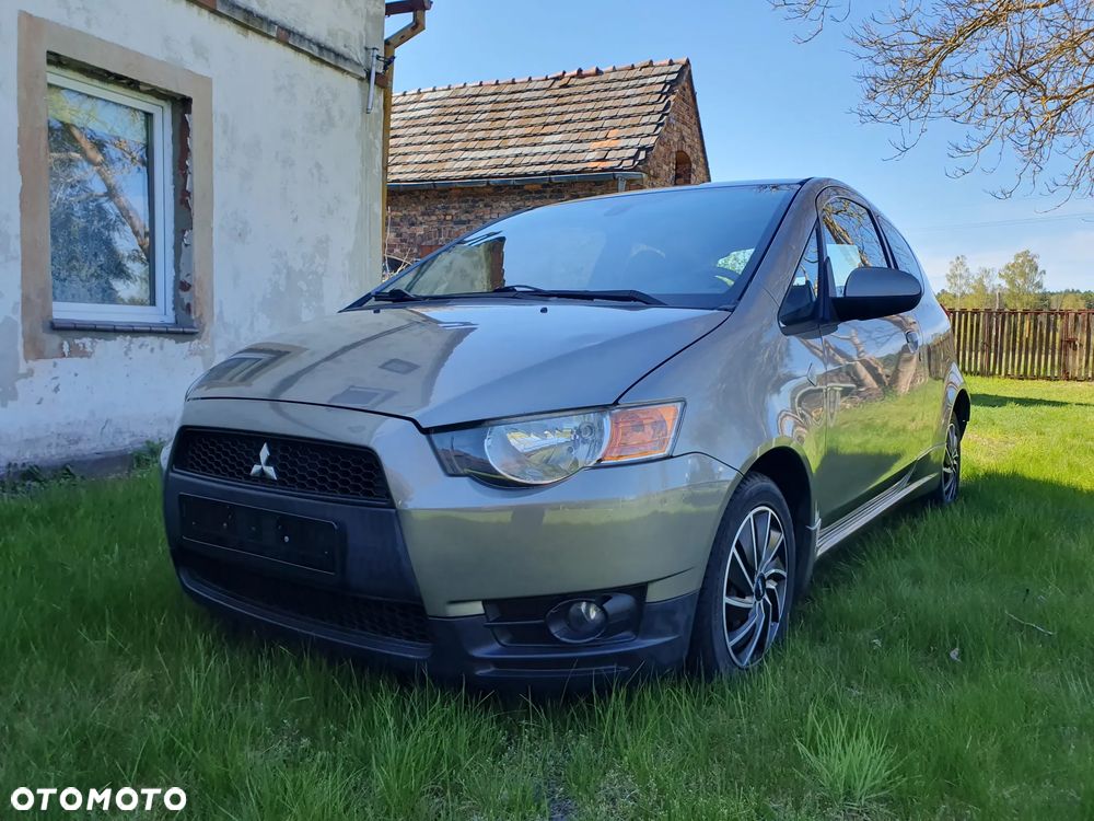 Mitsubishi Colt - 6