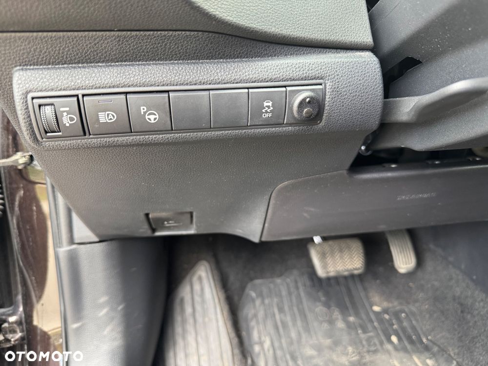Toyota Corolla 1.8 Hybrid Comfort - 10