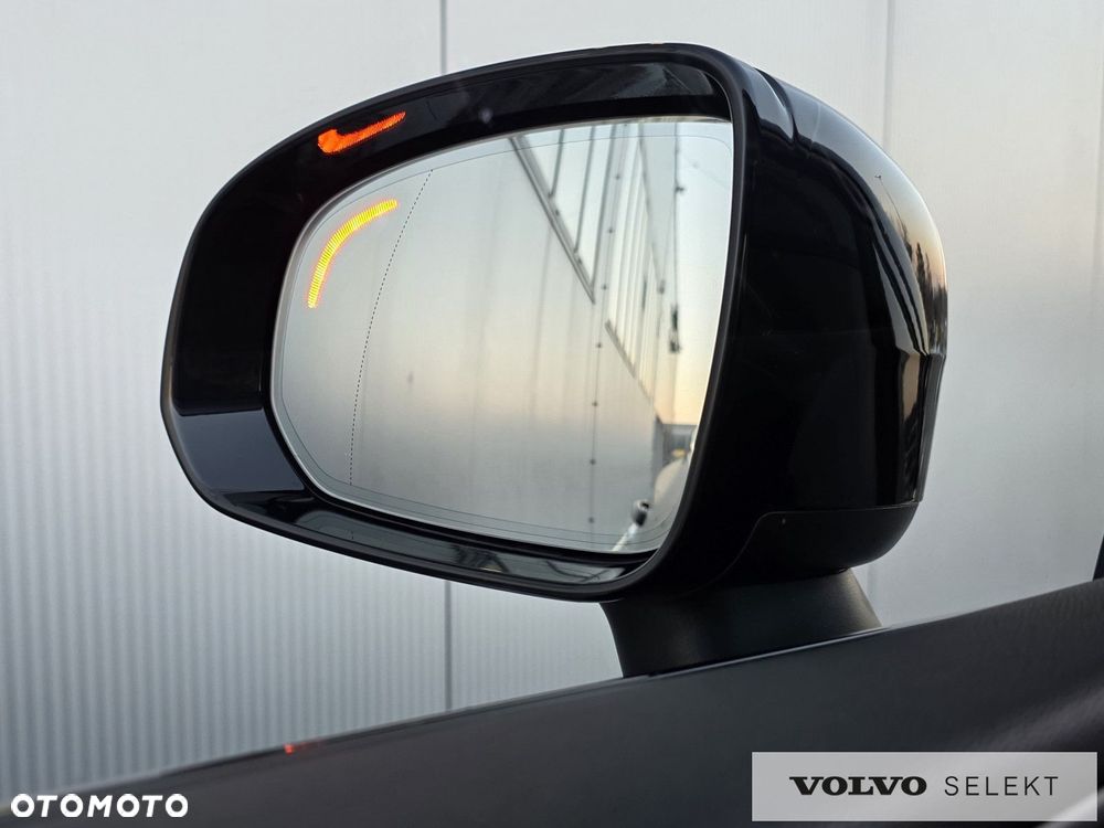 Volvo XC 60 - 35