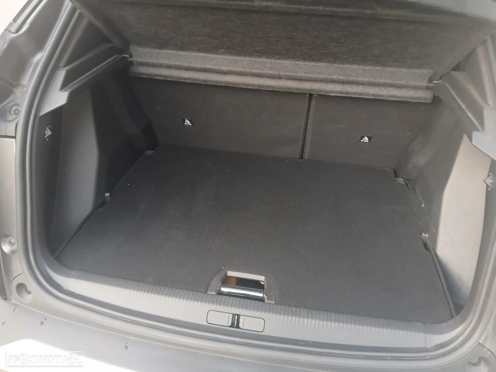 Peugeot 2008 1.2 PureTech Allure - 19