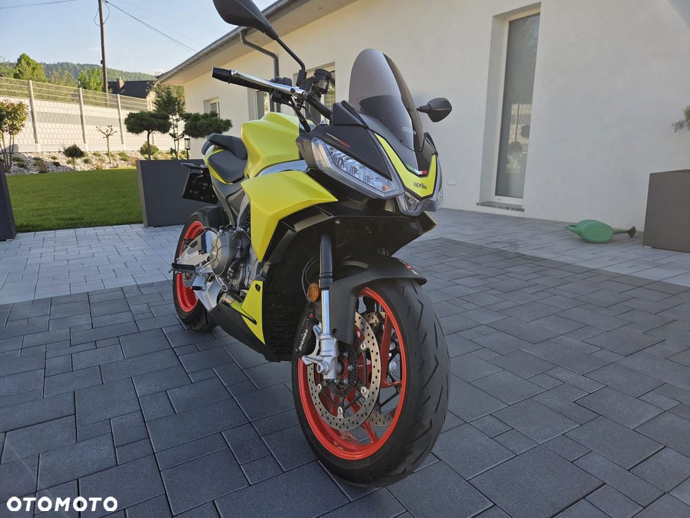 Aprilia Tuono - 6