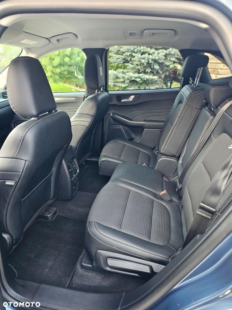Ford Kuga 2.5 FHEV FWD Titanium X - 18