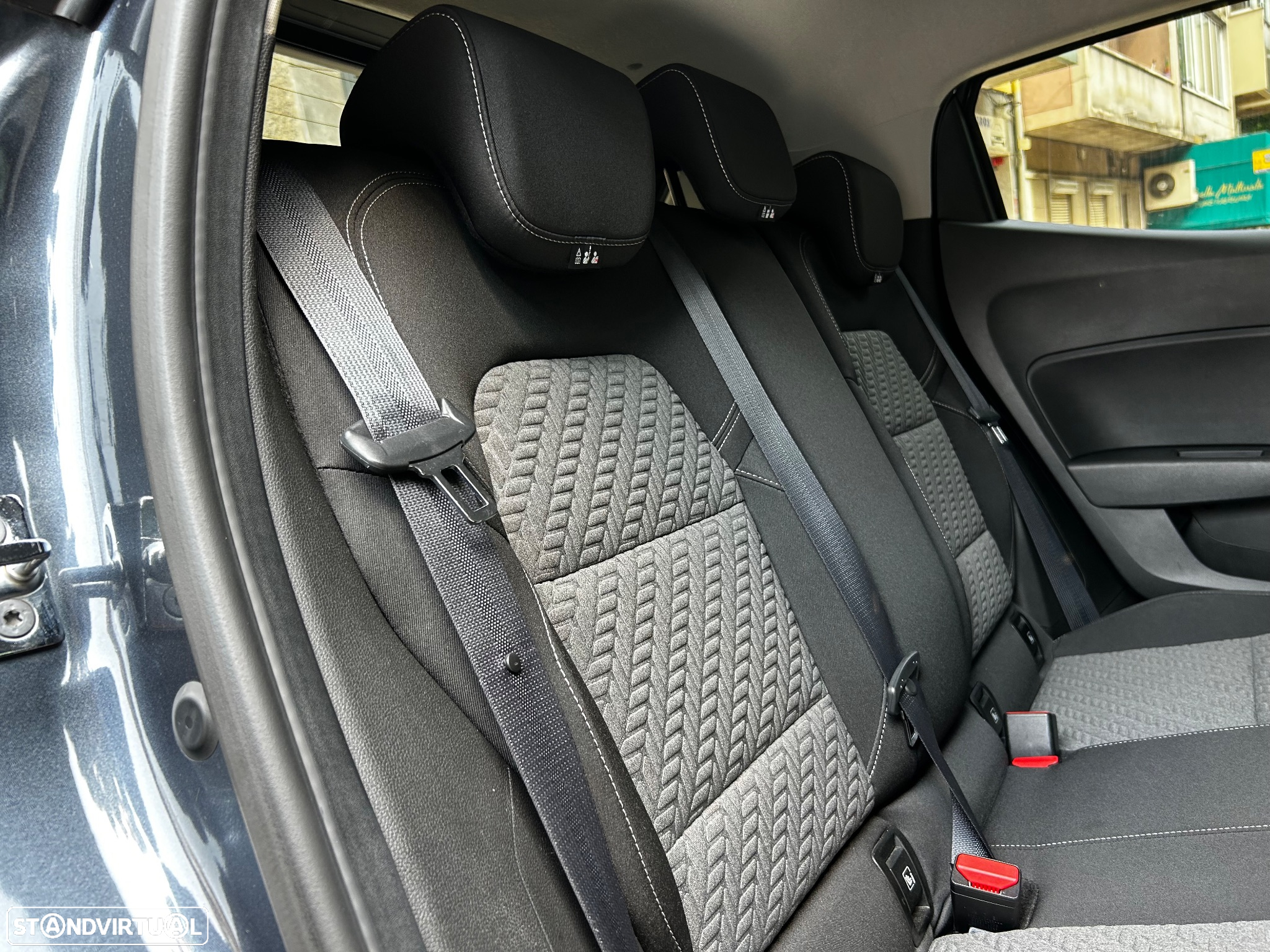Renault Clio 1.0 TCe Limited - 12