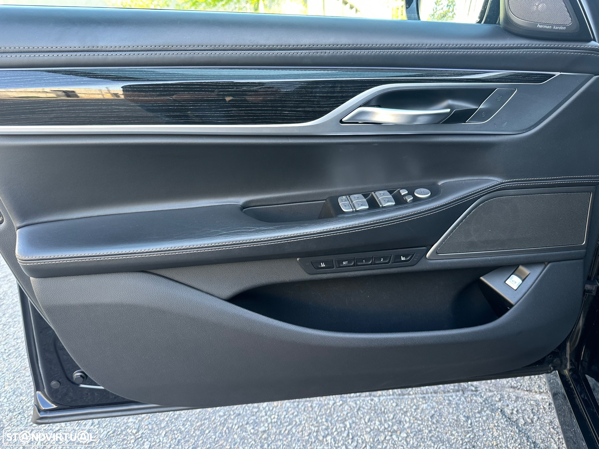 BMW 745 e iPerformance Pack M Auto - 49