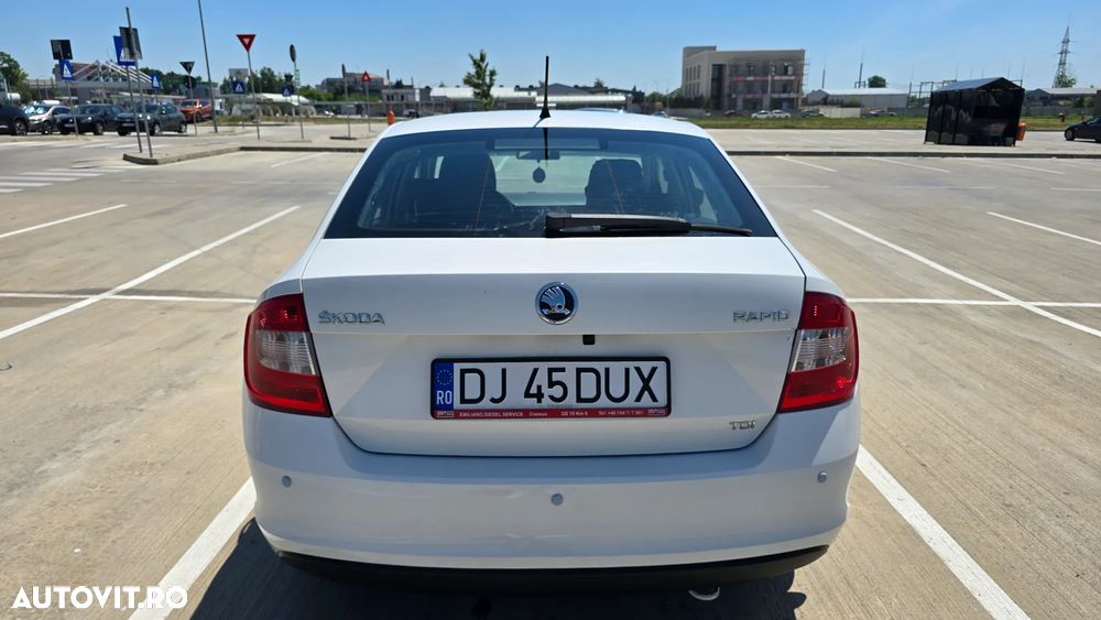 Skoda RAPID 1.6 TDI Ambition - 8