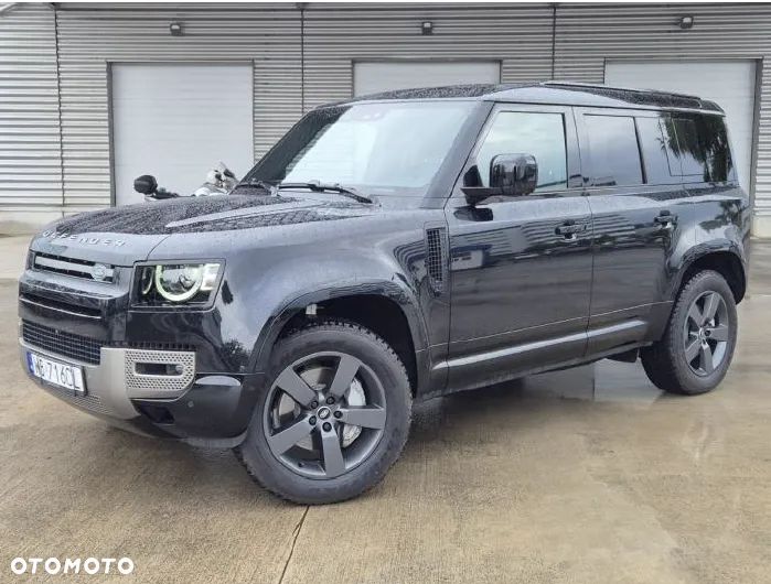 Land Rover Defender - 1