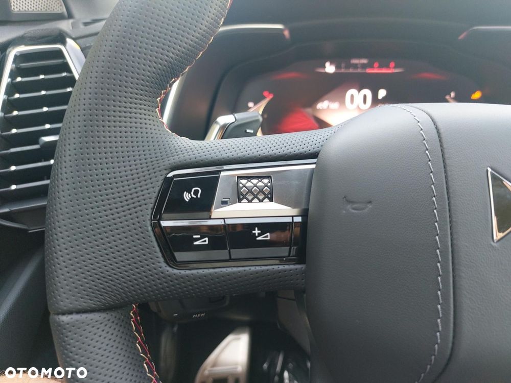 DS Automobiles DS 7 Crossback - 17