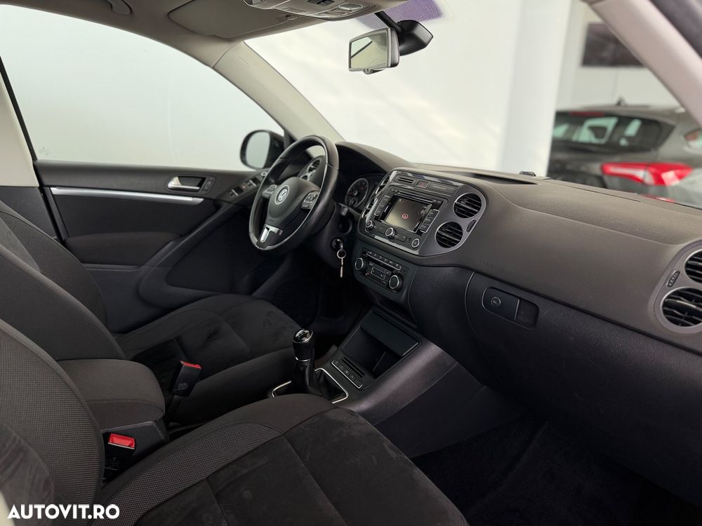 Volkswagen Tiguan 1.4 TSI BlueMotion Technology Exclusive - 14