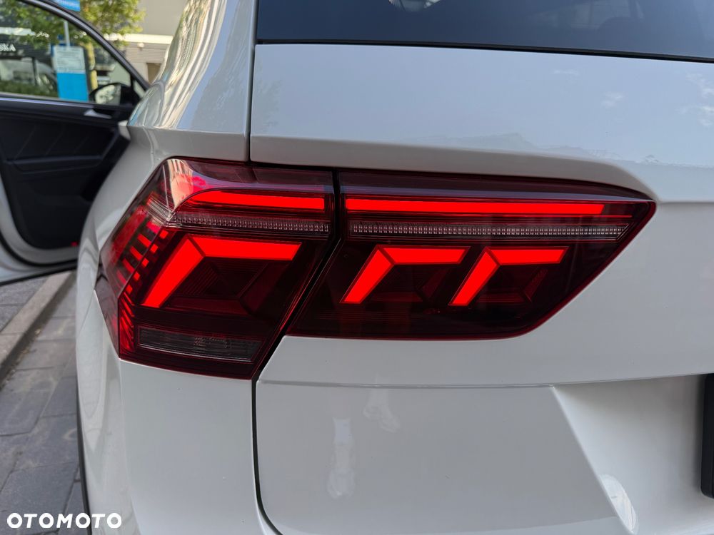 Volkswagen Tiguan 2,0 TSI OPF 4Motion DSG R-Line - 32