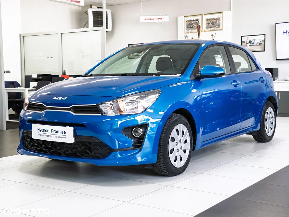 Kia Rio 1.2 L - 3