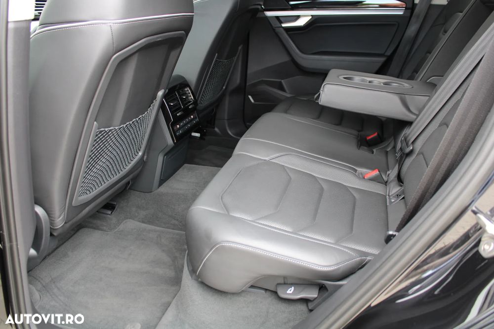 Volkswagen Touareg 3.0 V6 TSI OPF 4Motion Aut. Elegance - 13