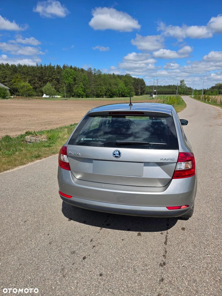 Skoda RAPID 1.2 TSI Ambition - 12