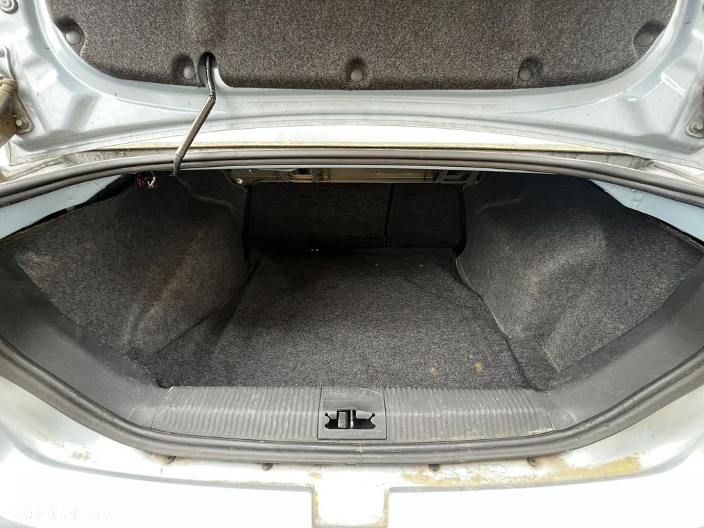 Ford Focus - 10