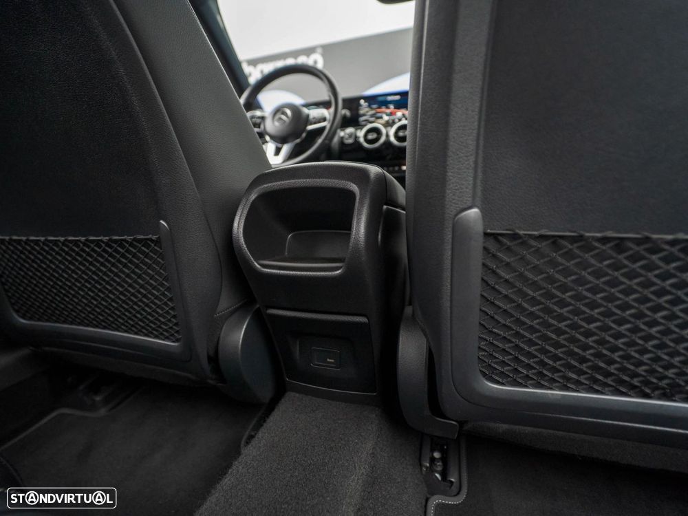 Mercedes-Benz A 250 Limousine e Style Plus - 38