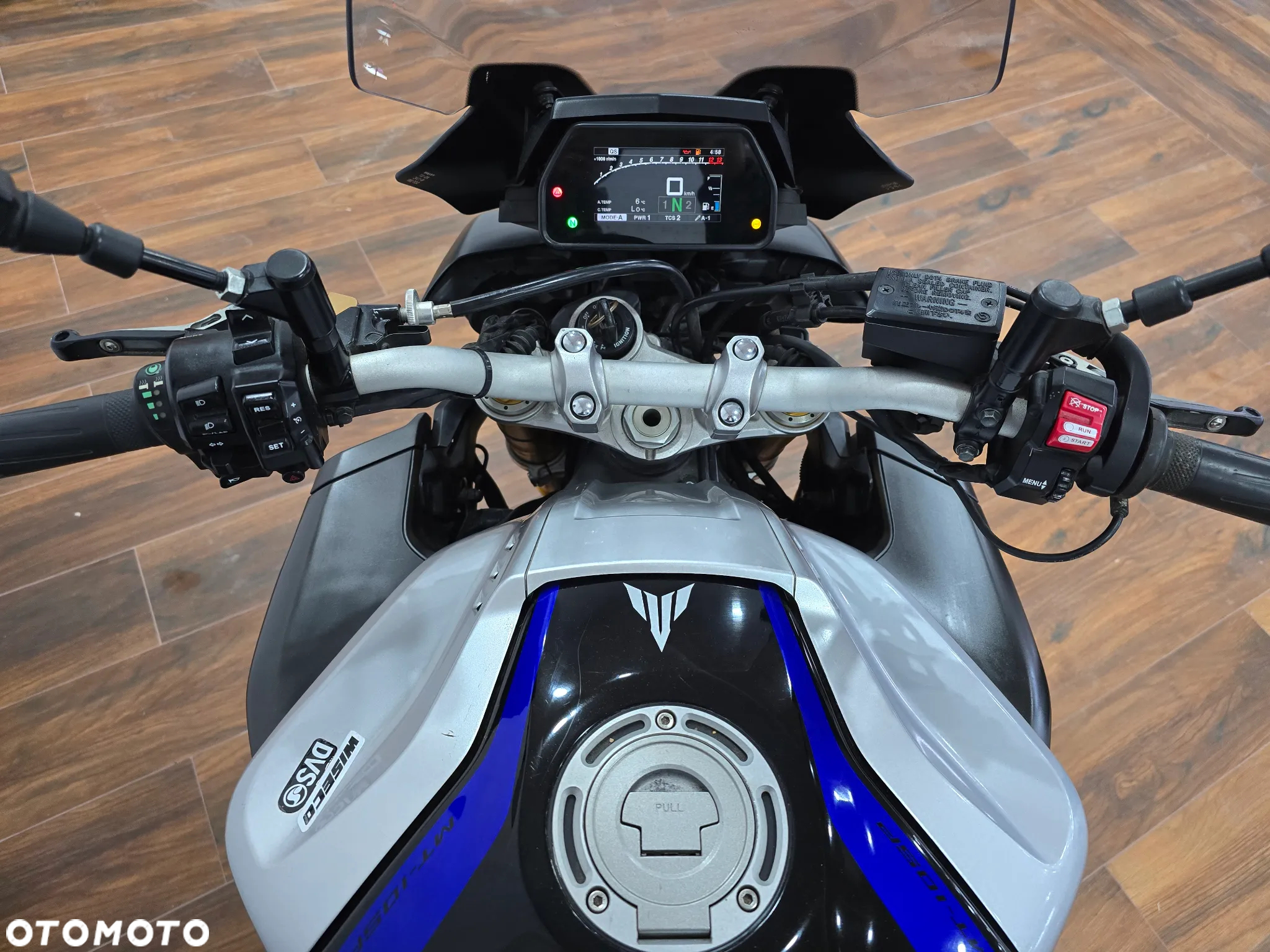 Yamaha MT - 7