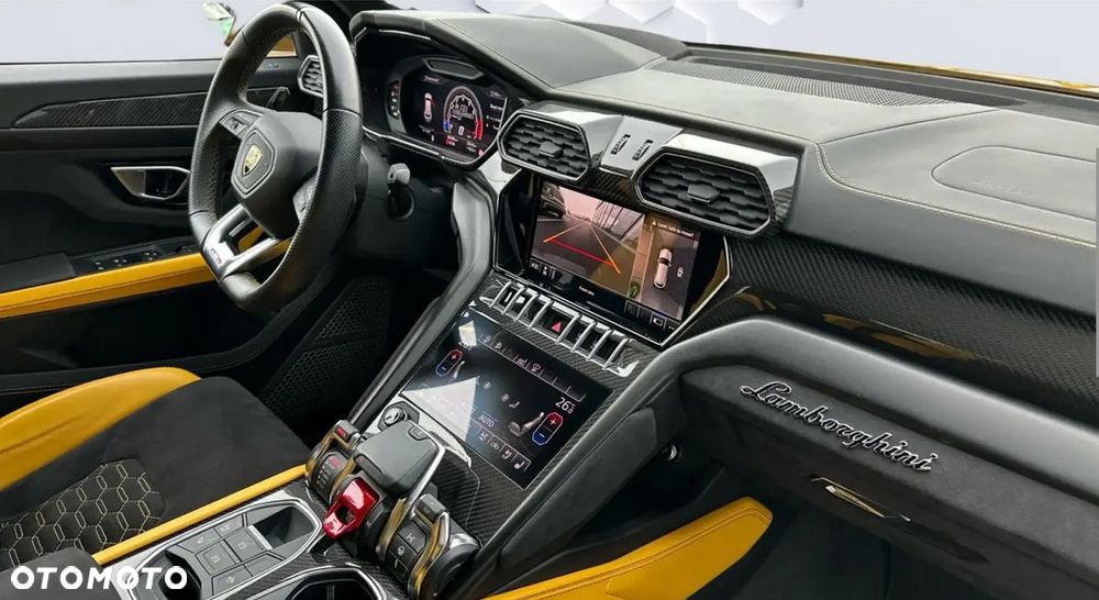 Lamborghini Urus Standard - 12