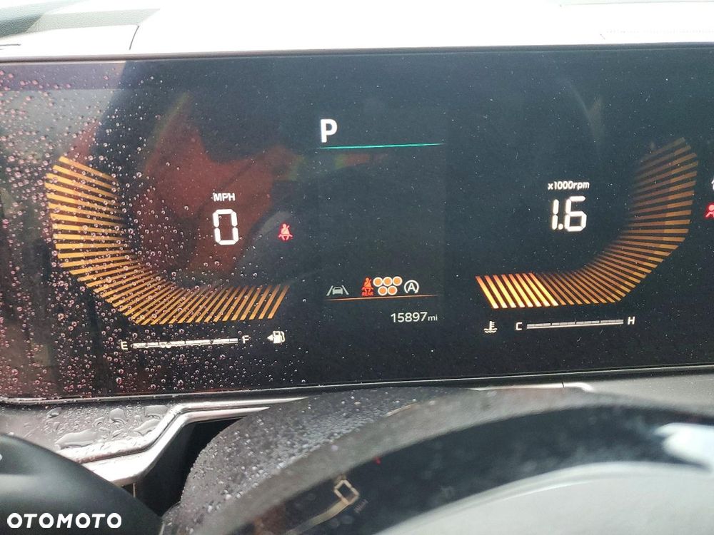 Kia Sorento - 10