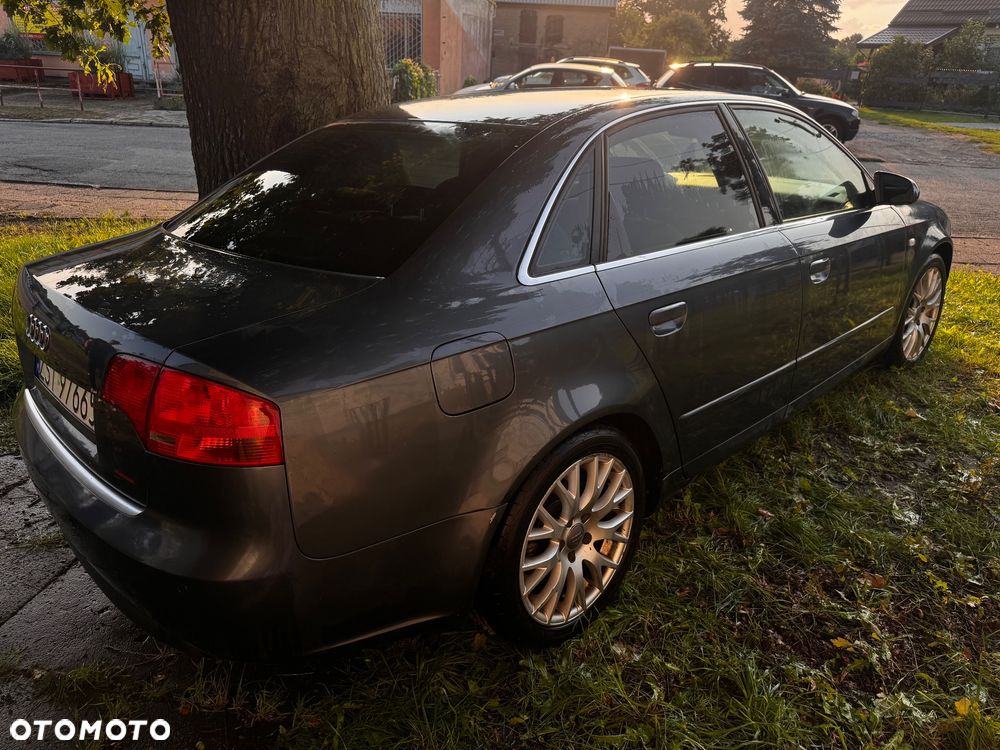 Audi A4 - 4