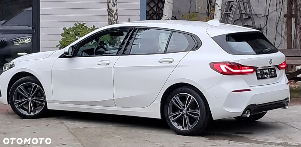 BMW Seria 1 118d ColorVision Edition sport - 15