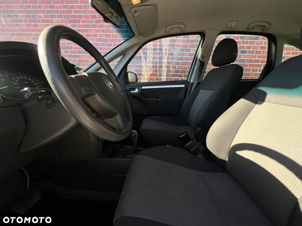 Opel Meriva - 11
