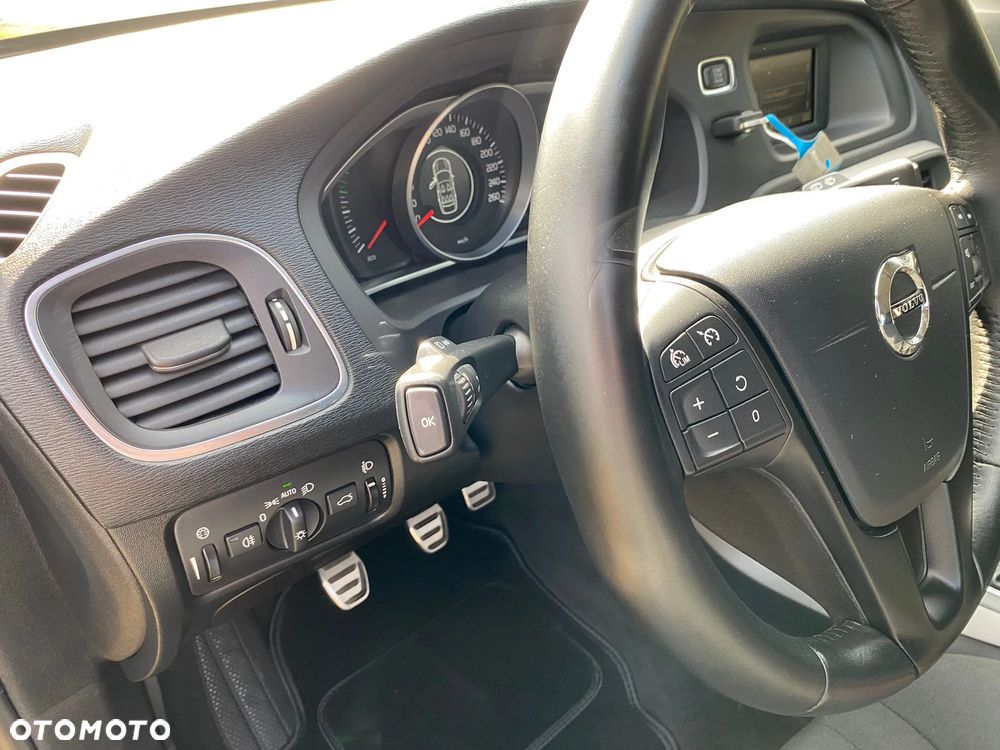 Volvo V40 T2 Drive-E Summum - 12