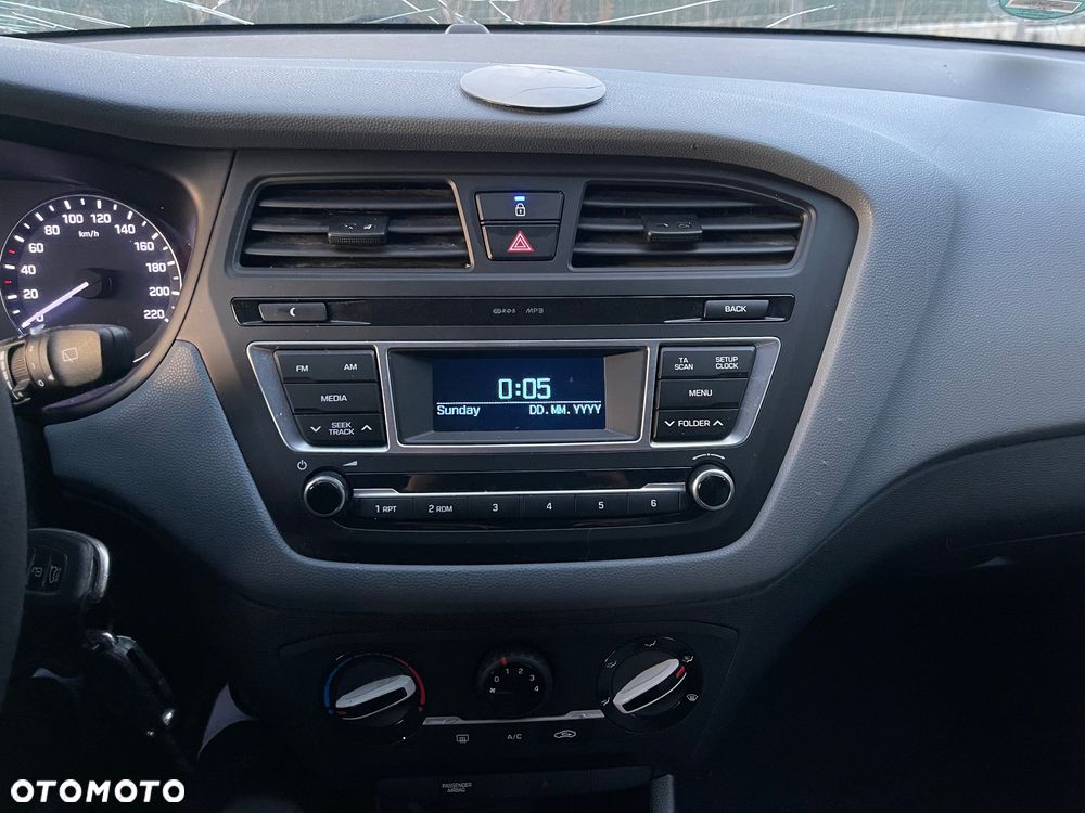 Hyundai i20 1.1 CRDi BlueDrive Fresh - 15