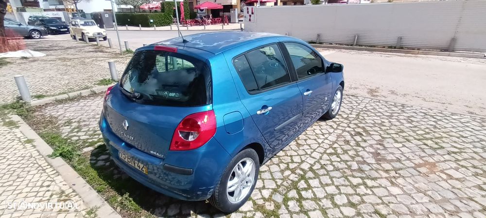 Renault Clio 1.2 16V Dynamique - 4