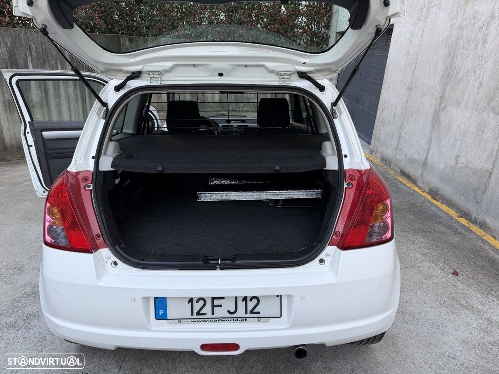 Suzuki Swift 1.3 DDiS GLX - 11