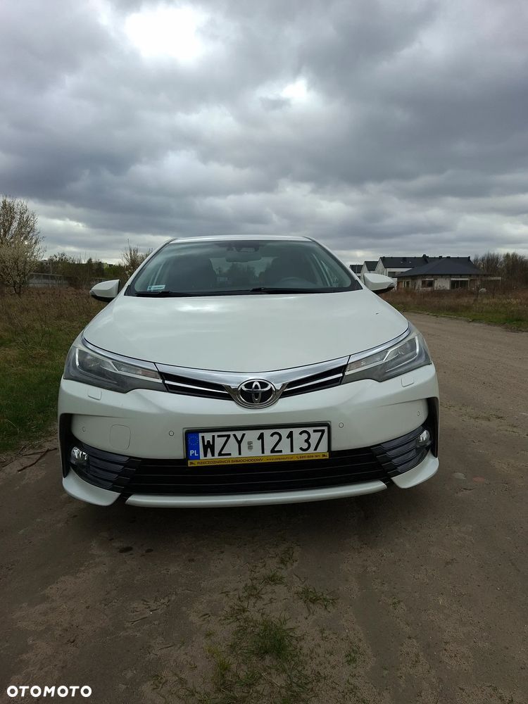 Toyota Corolla 1.6 Prestige EU6 - 2