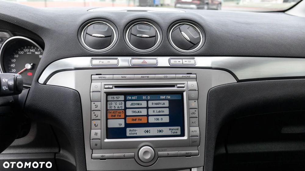 Ford S-Max 2.5 Titanium - 16