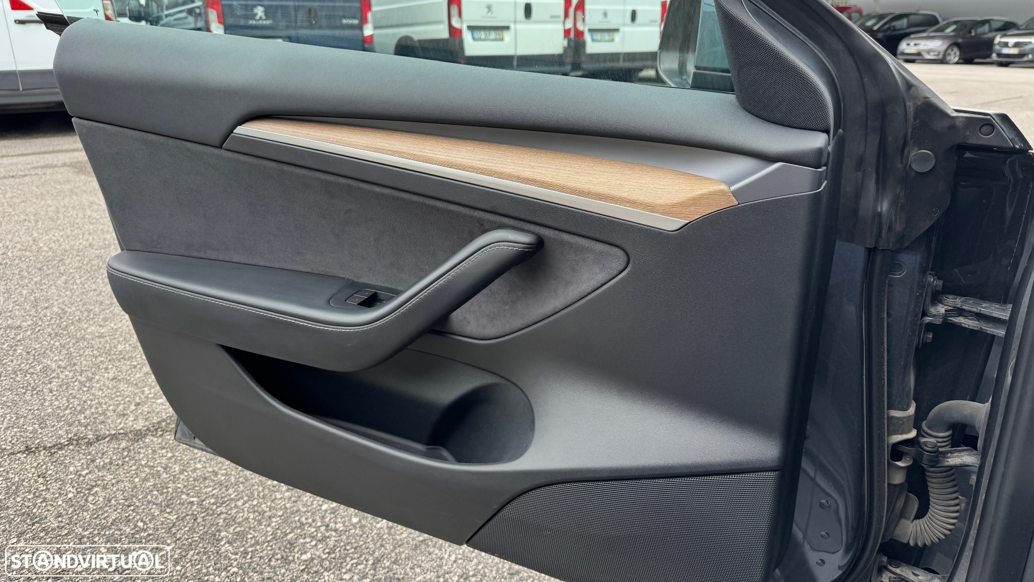 Tesla Model 3 Long Range Tração Integral - 19
