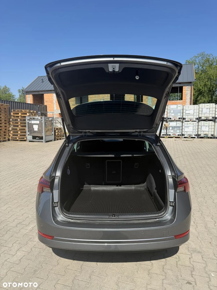 Skoda Octavia 2.0 TDI Style DSG - 8
