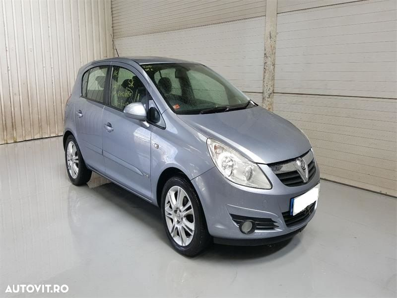 Stop dreapta spate Opel Corsa D 2007 Hatchback 1.2 SXi - 13