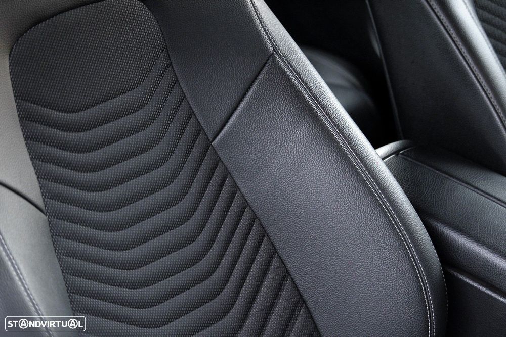 Mercedes-Benz GLB 200 d Progressive - 24