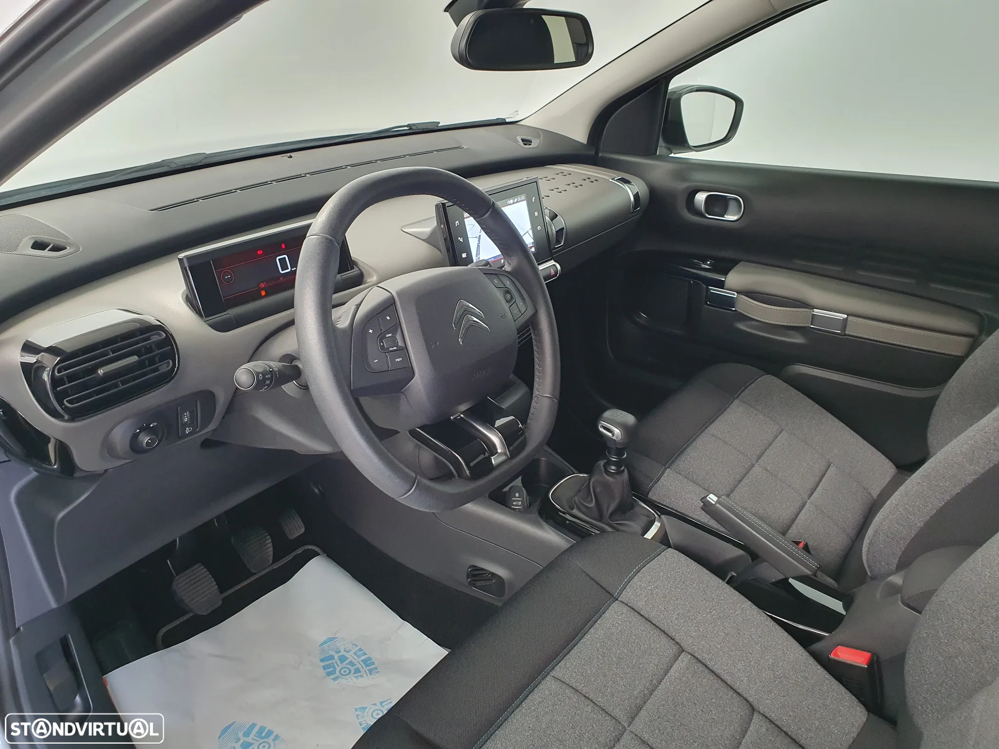 Citroën C4 Cactus 1.5 BlueHDi Shine Pack - 6
