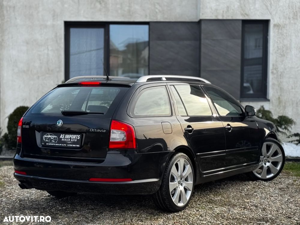 Skoda Octavia 2.0 TFSI RS - 2