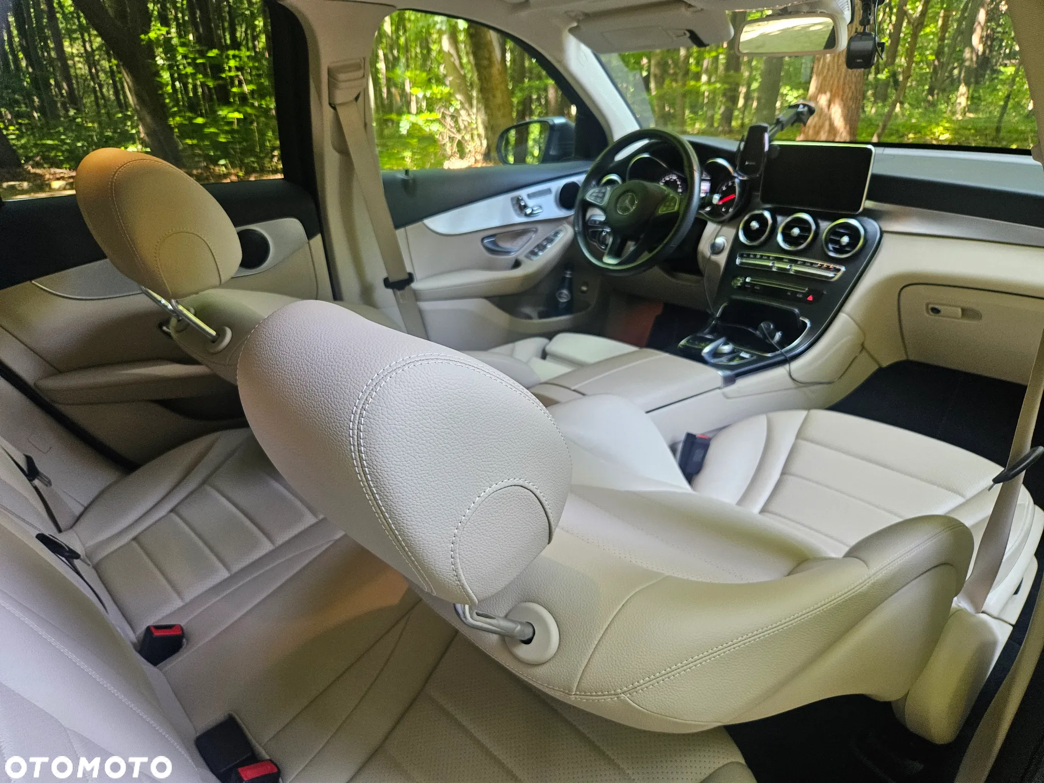 Mercedes-Benz GLC 300 4Matic 9G-TRONIC - 26