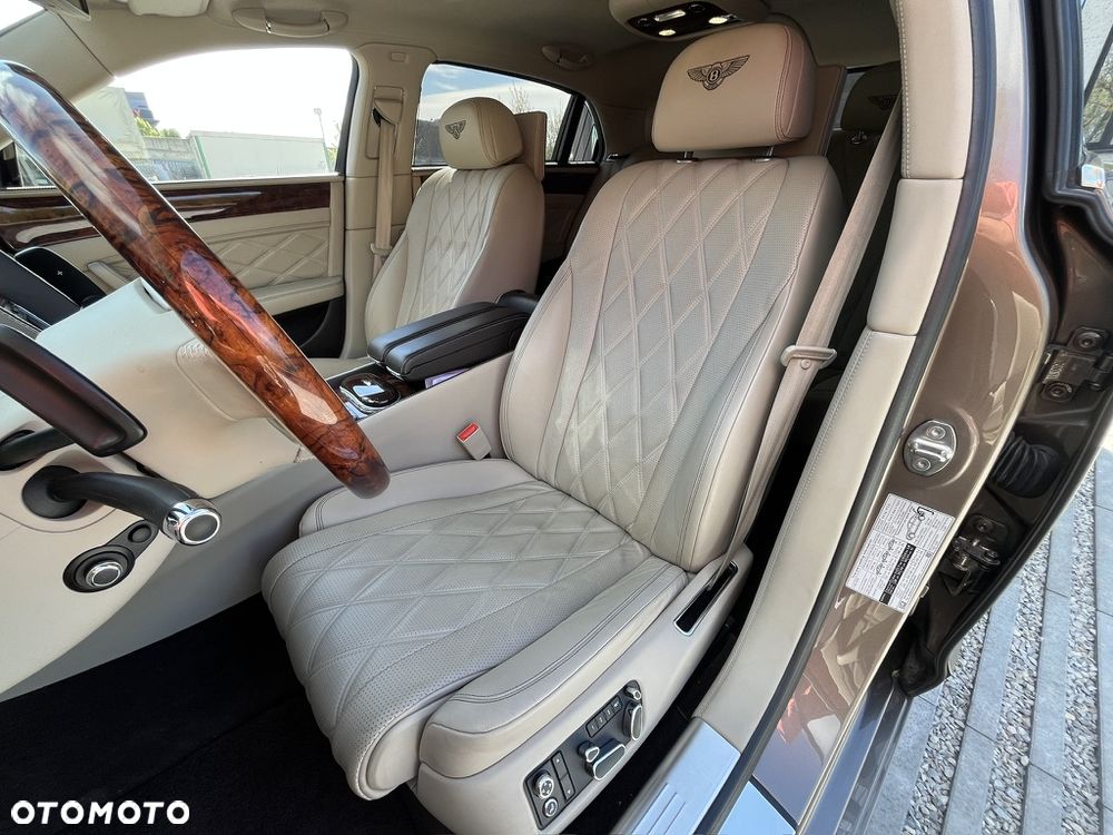 Bentley Flying Spur W12 - 20