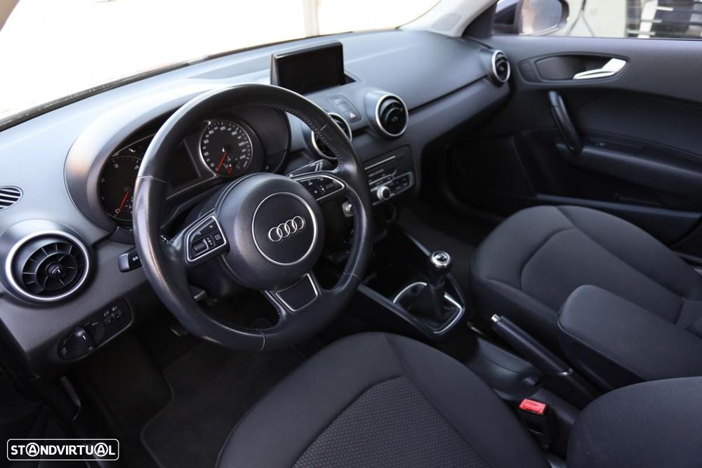 Audi A1 Sportback 1.4 TDI Design - 8